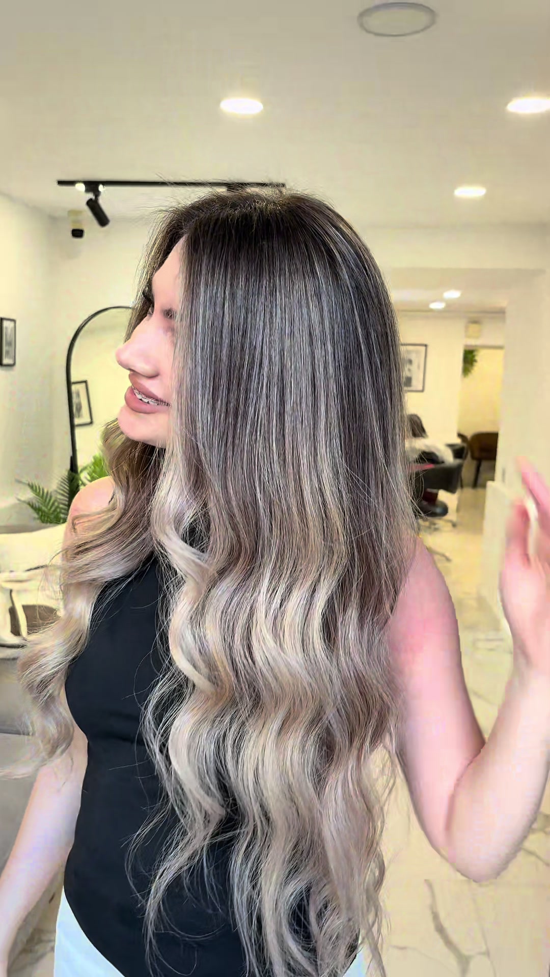 @👑Mila İsrafilova hair collor
