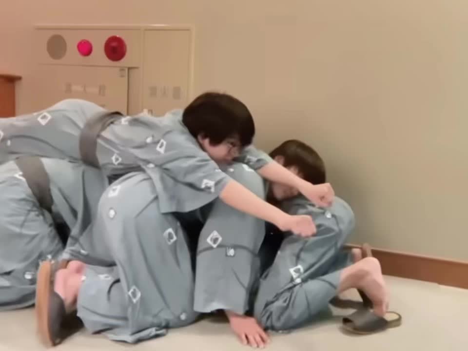 @𝖬 𝗆 𝗇 ＿