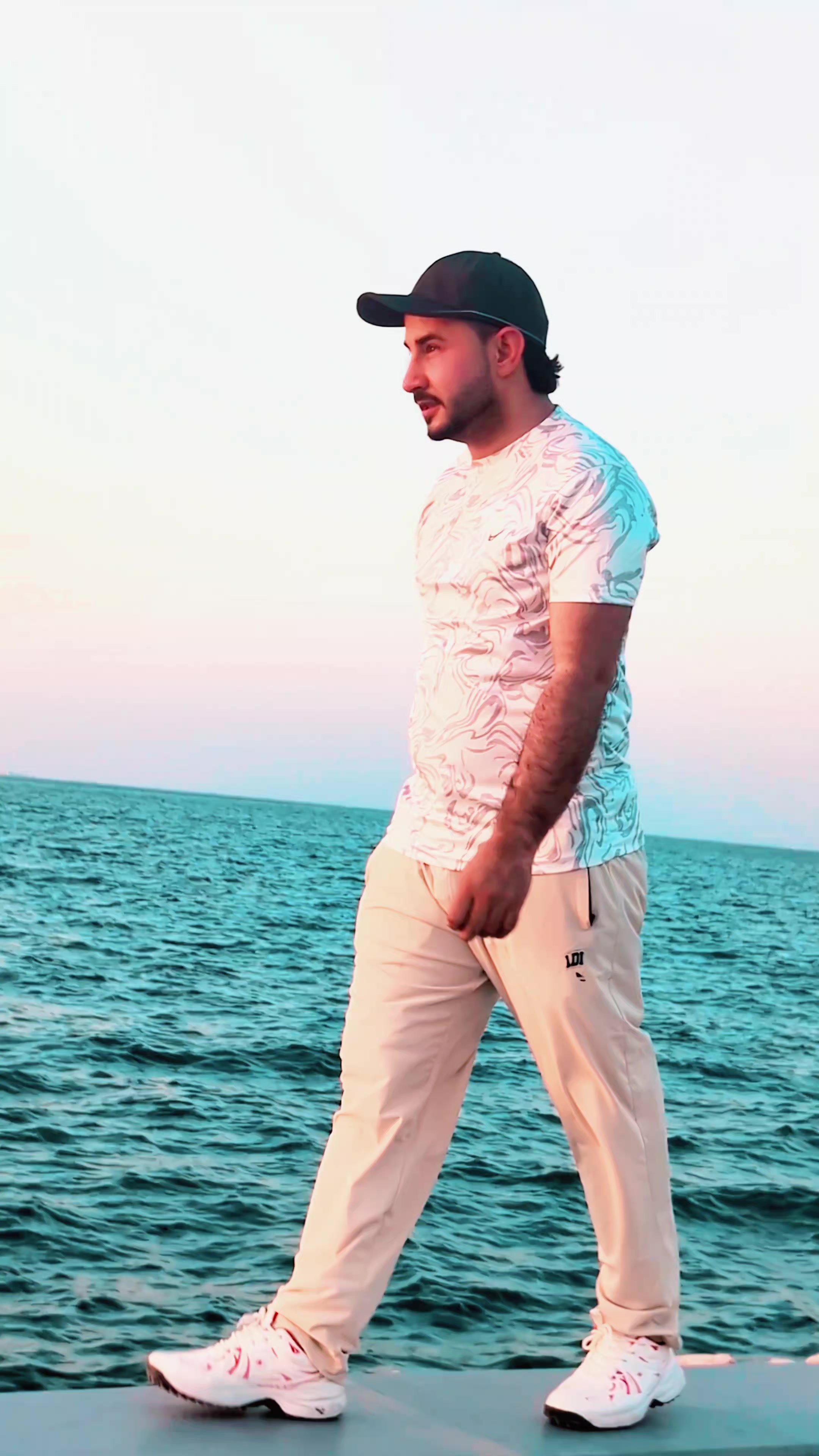 @👑SHAH JALIL👑