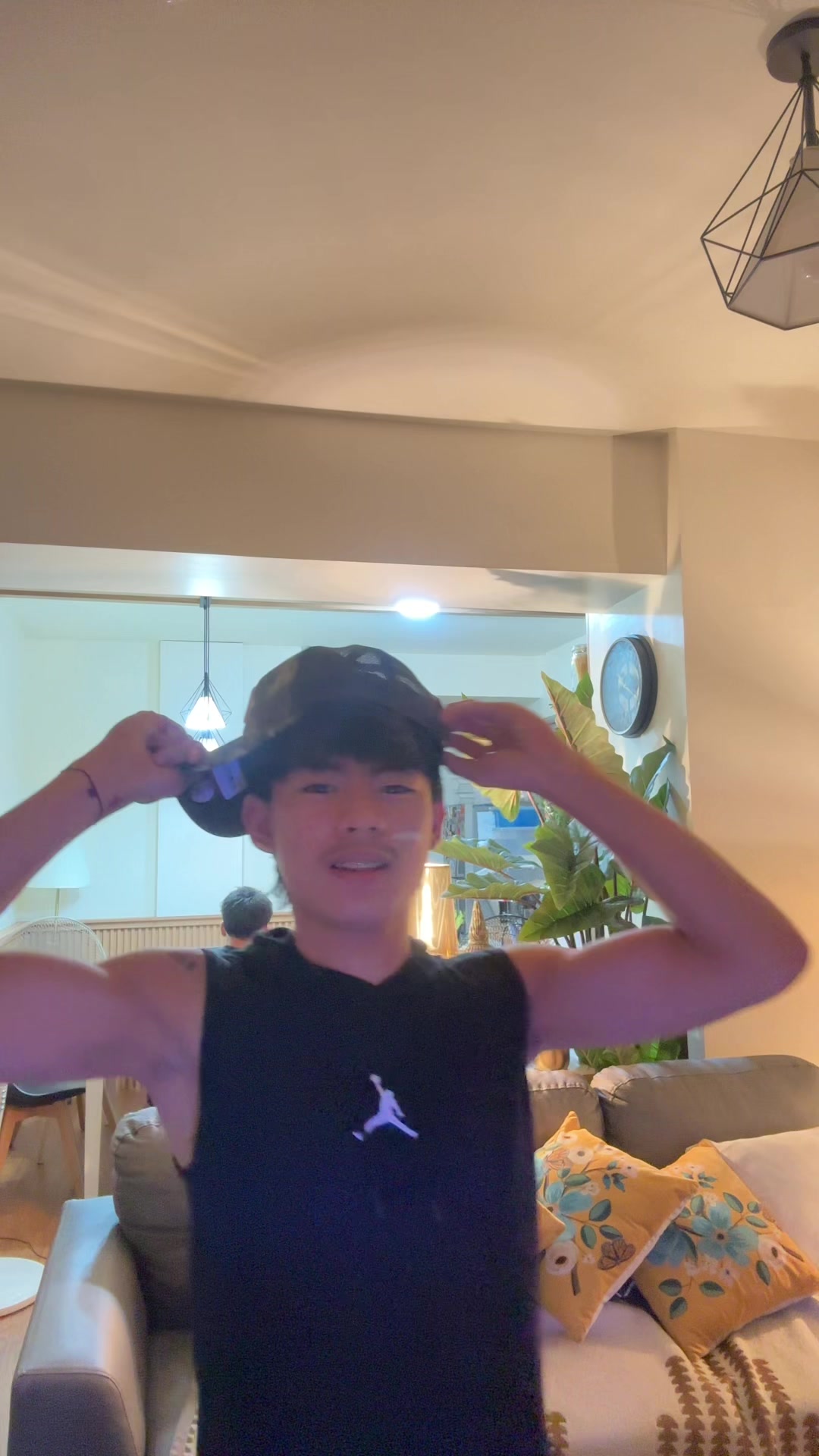 @lvryx