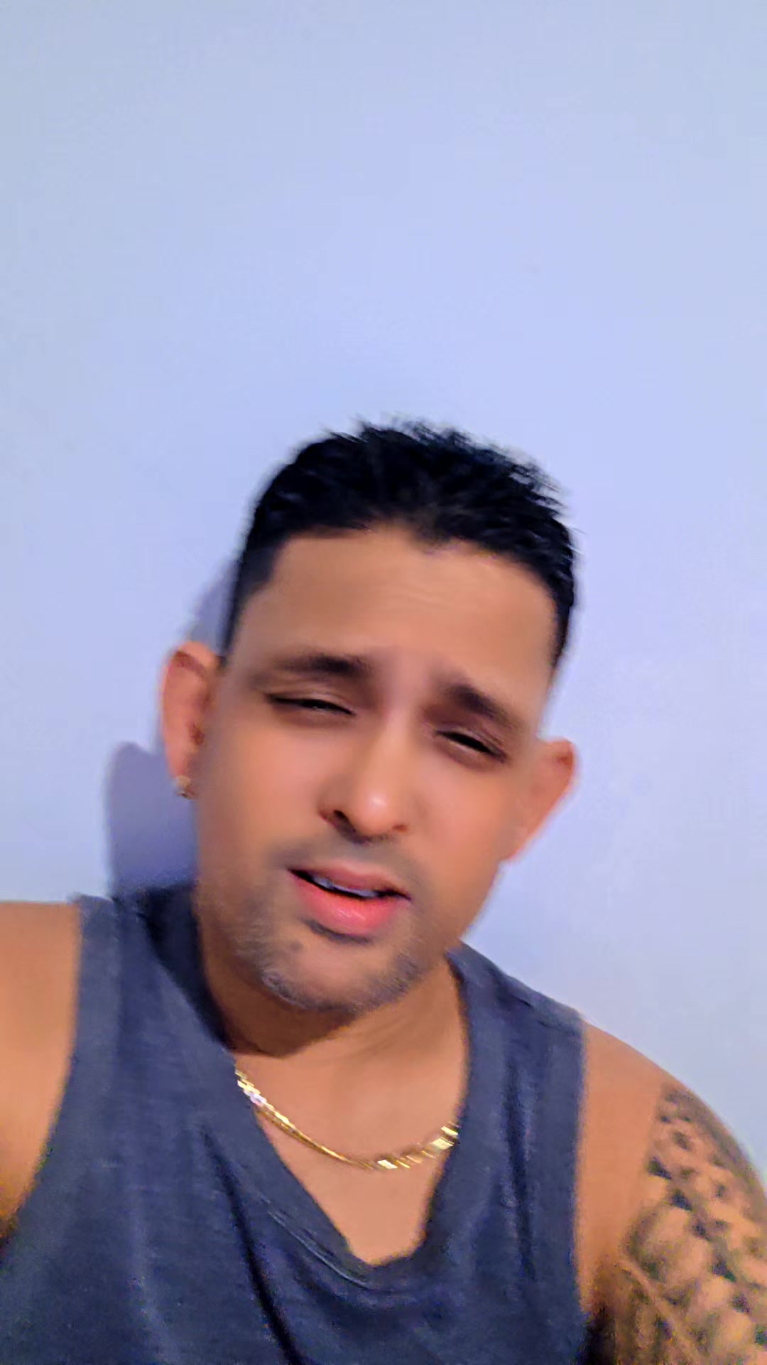 @avi