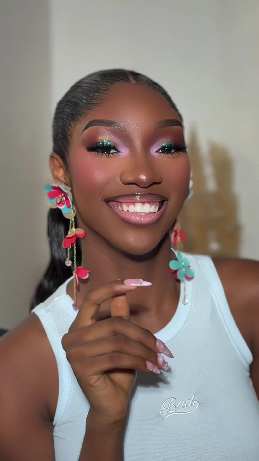 @glambybibee