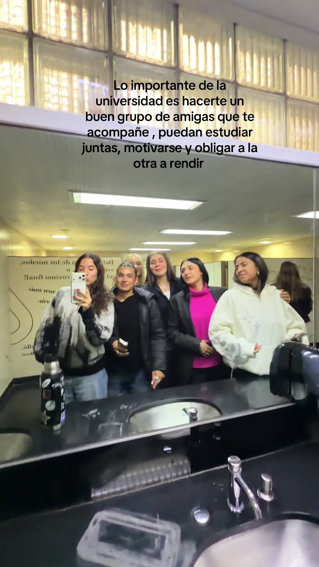 @ARITO🧸