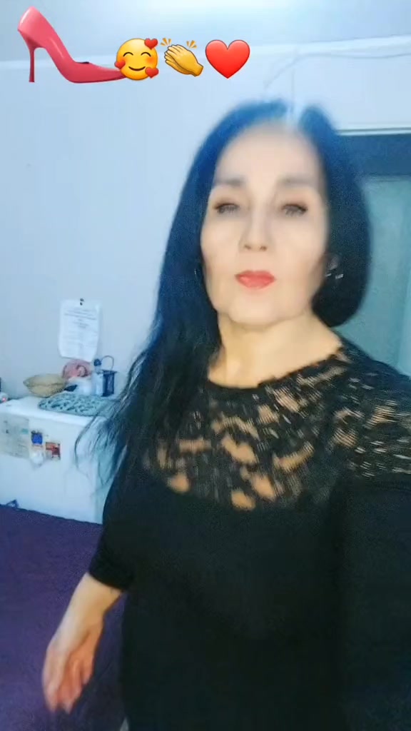 @v_i_v_i_a_n_a_o_8
