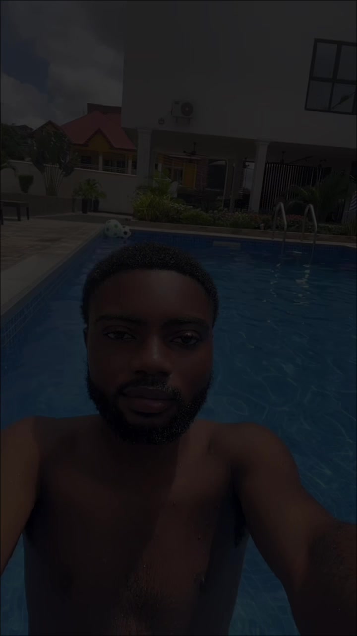 @Dee🦦💖$