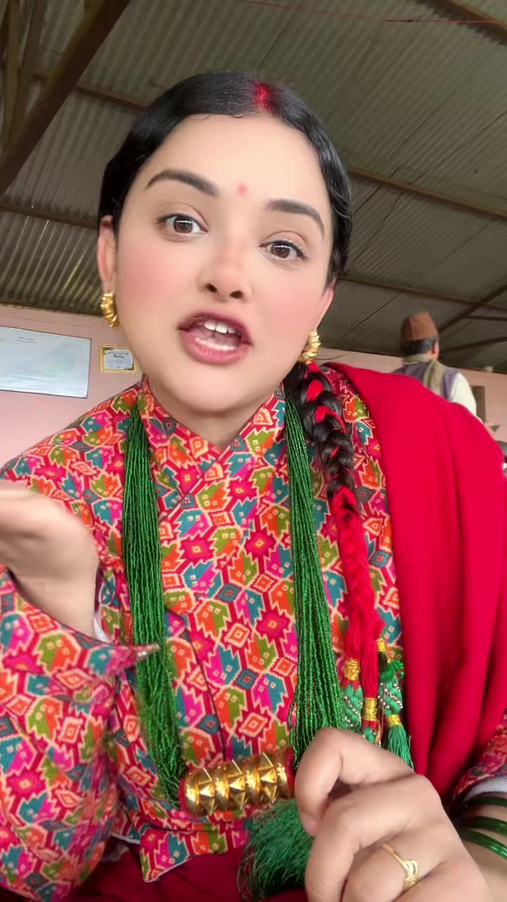 @Aakriti Neupane (सुन्दरि)