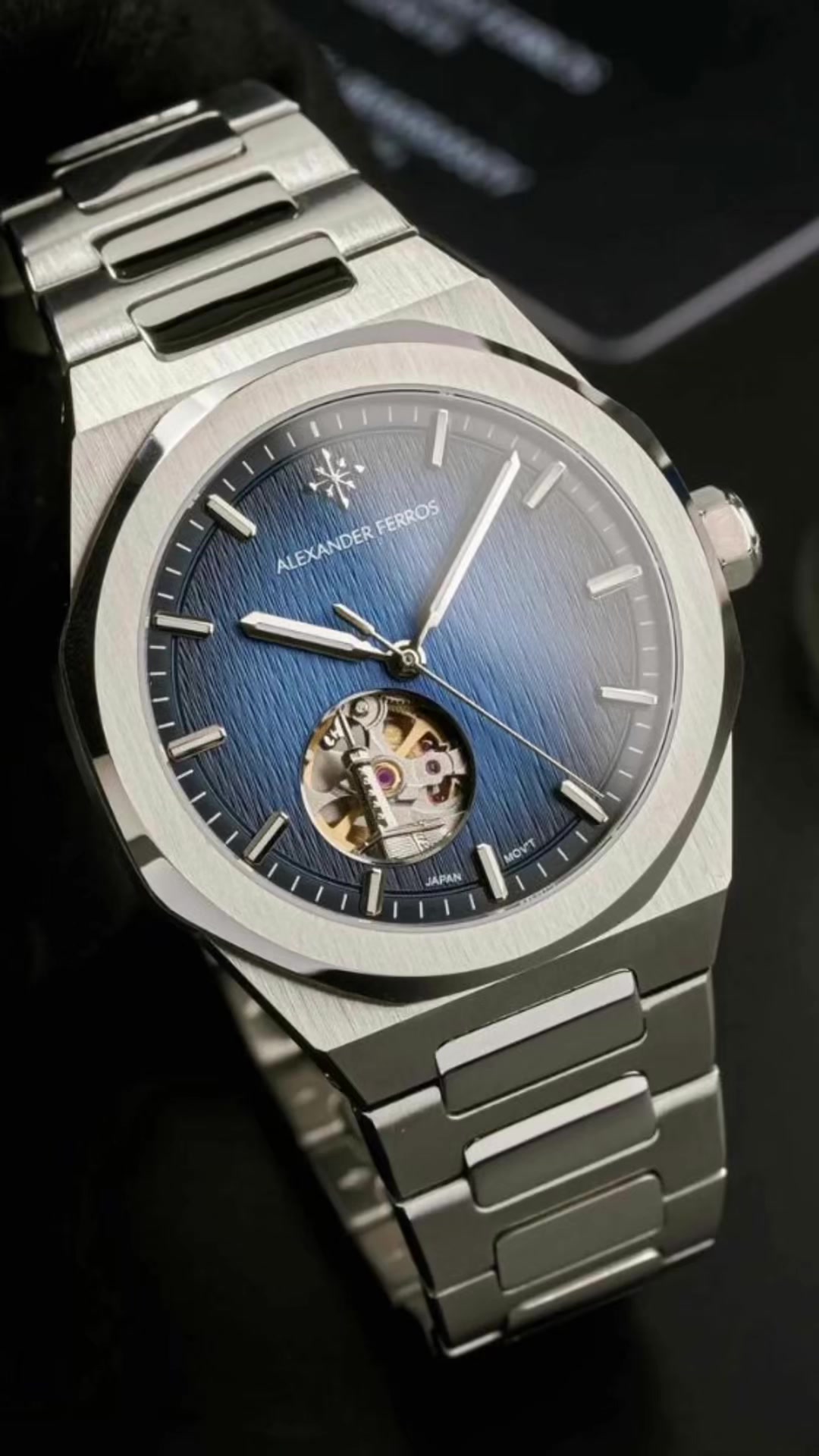 @BDT WATCH Đồng Hồ Thuỵ Sỹ