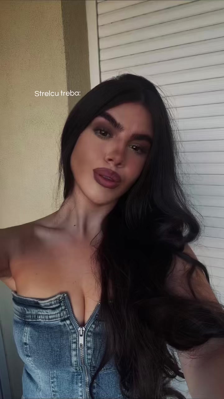 @J x L