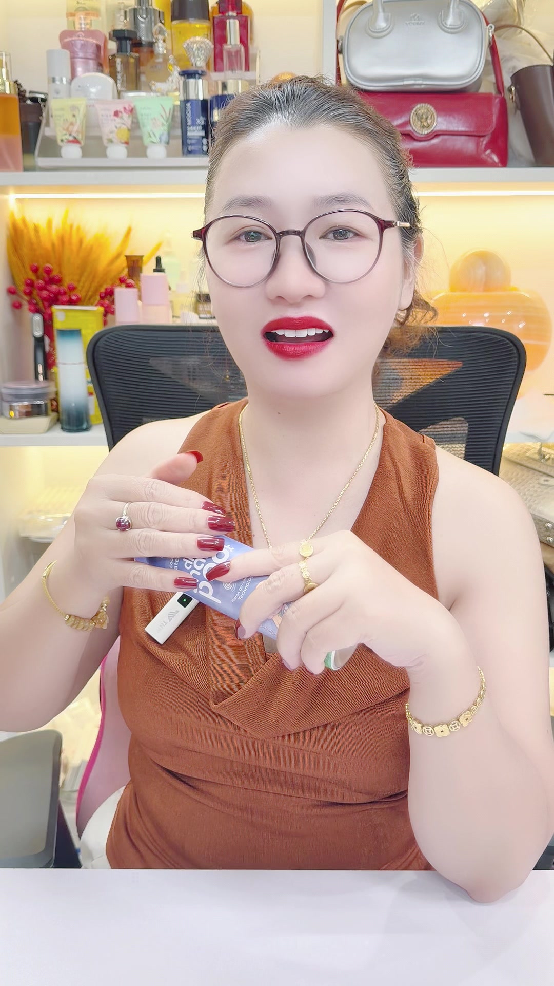 @Ổ Của Lộc1376