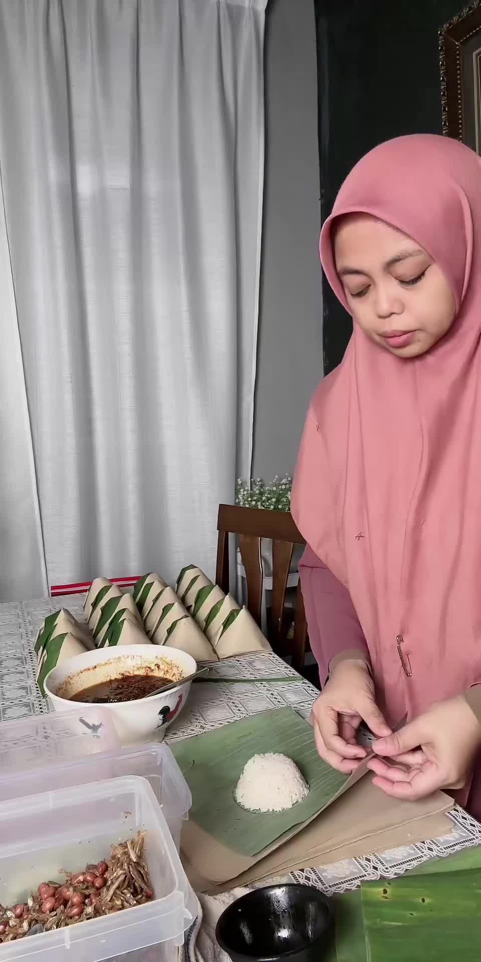 @Iza Razali