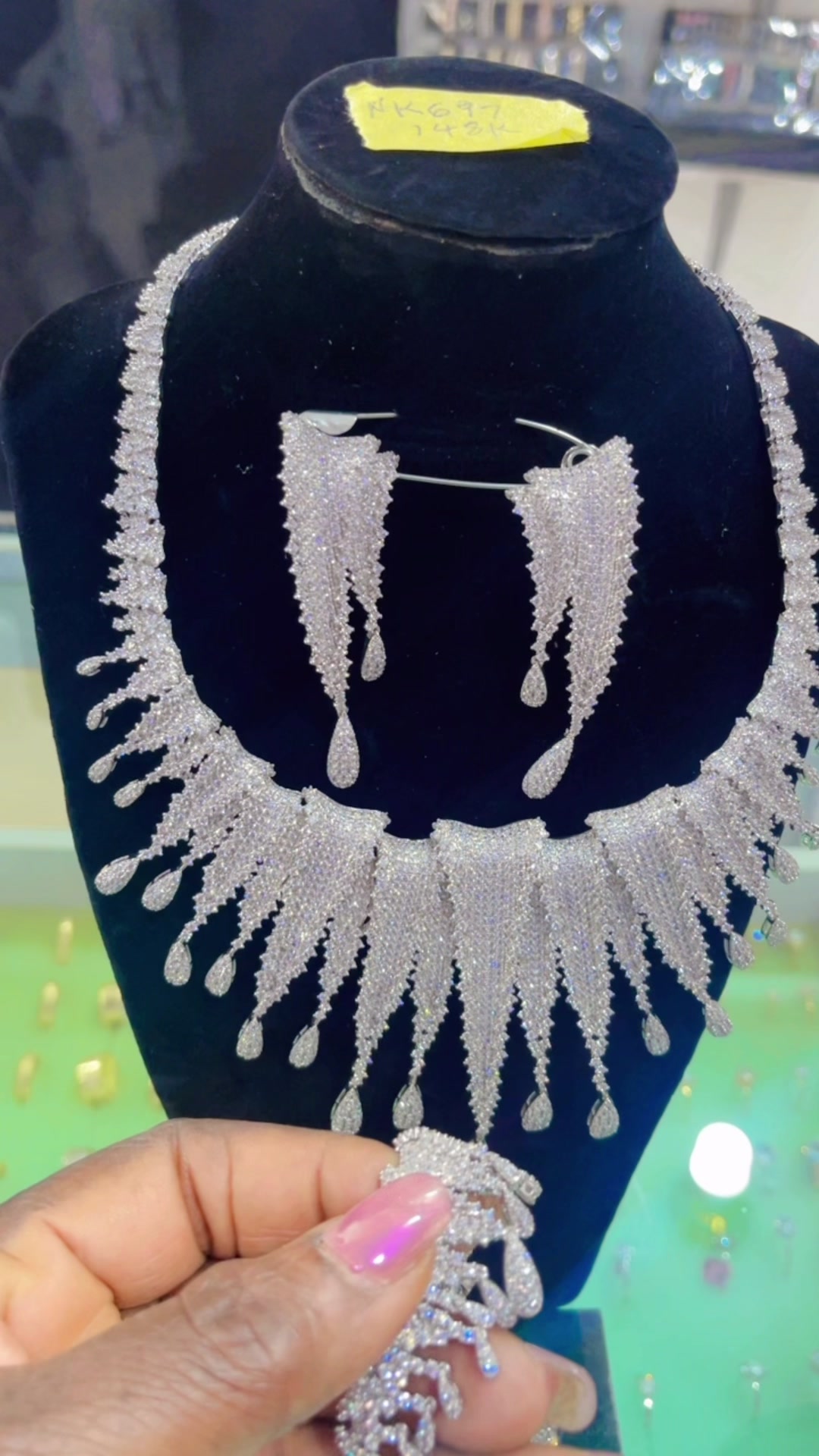 @DNE Jewelry Outlet