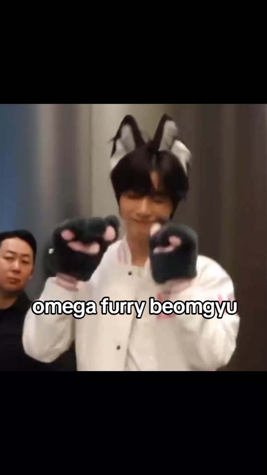 @Gyuum౨ৎ || NOT SEEING TXT 💔