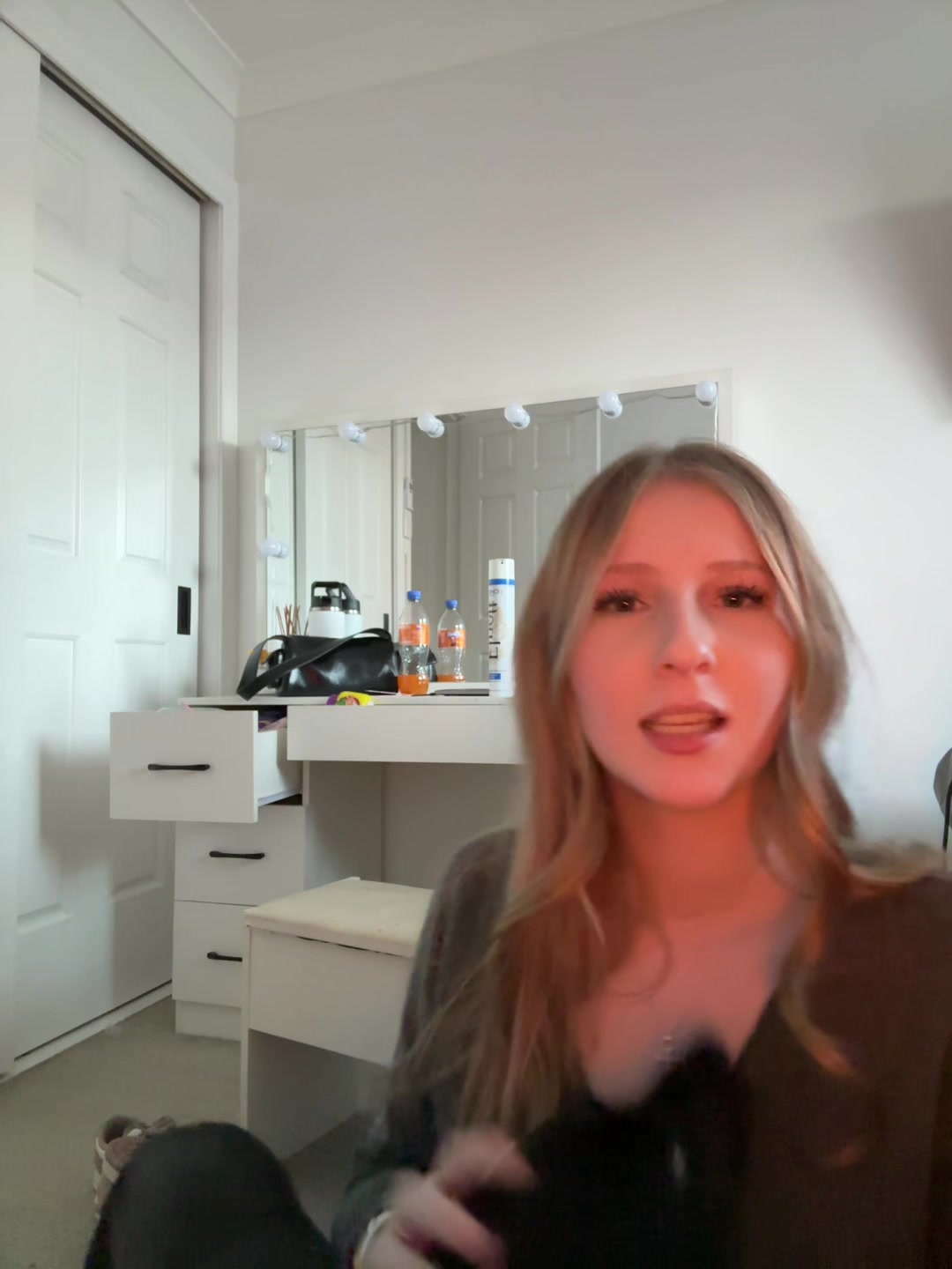@𝐂𝐡𝐚𝐫𝐥𝐨𝐭𝐭𝐞