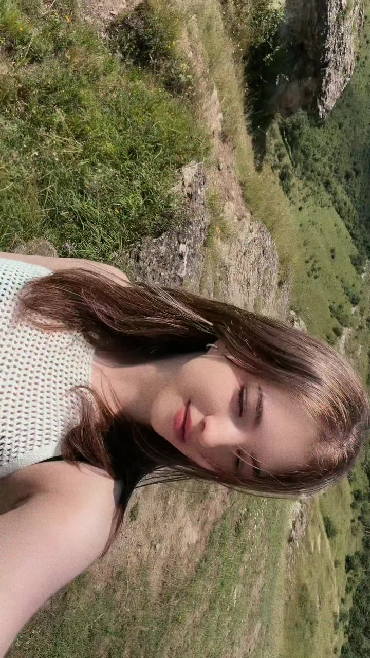 @Varrr_Konnn