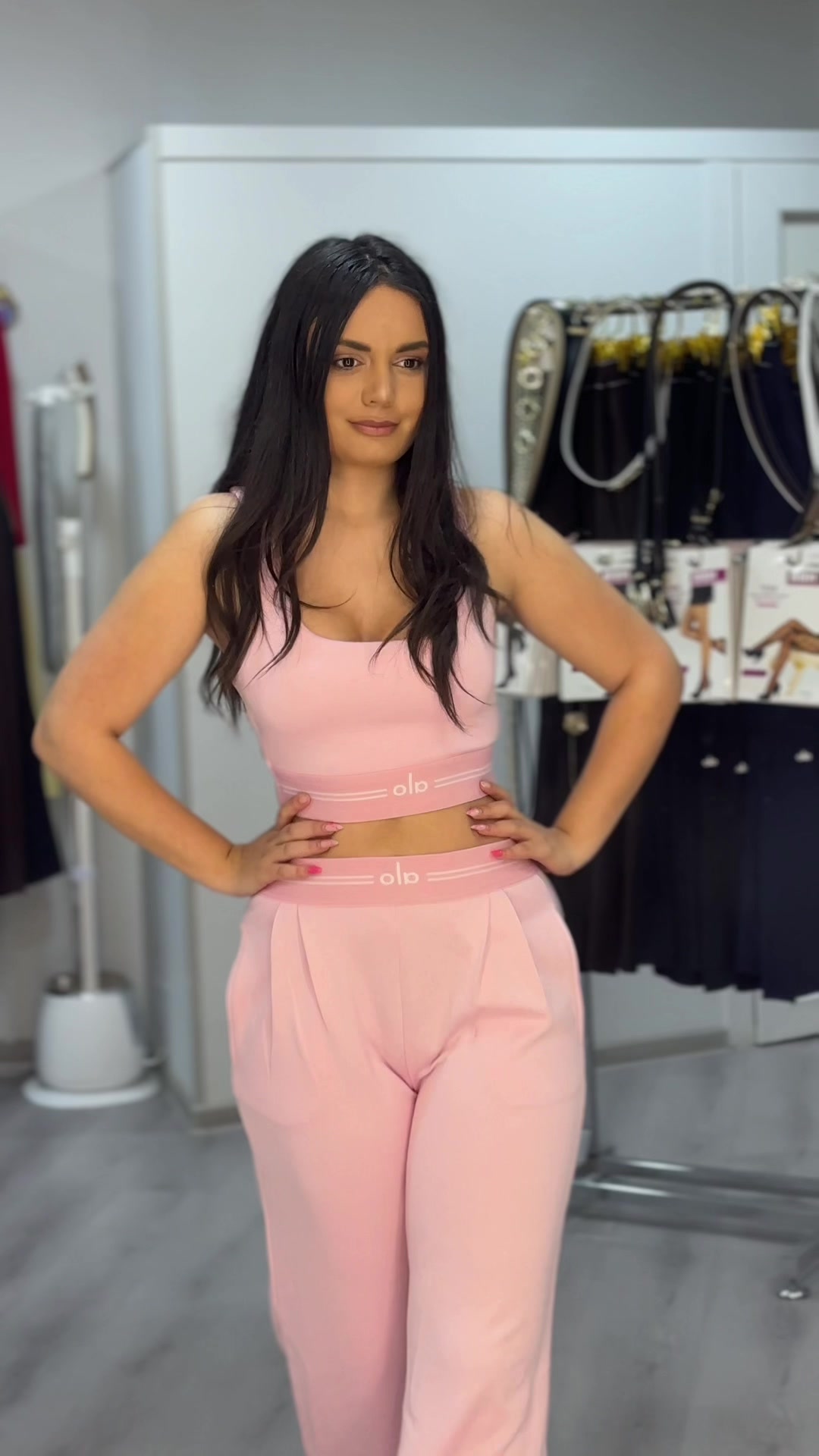 @Aisha Fashion
