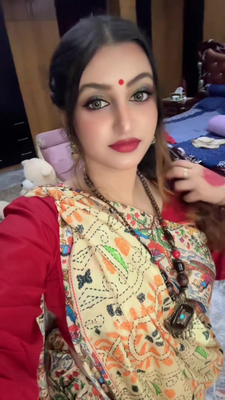 @afra anikaa ❤️