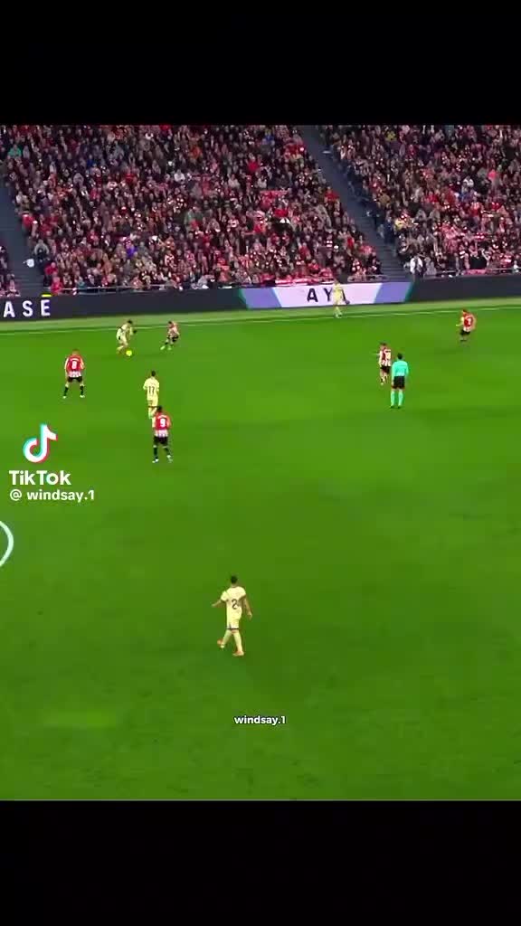 @Maradona