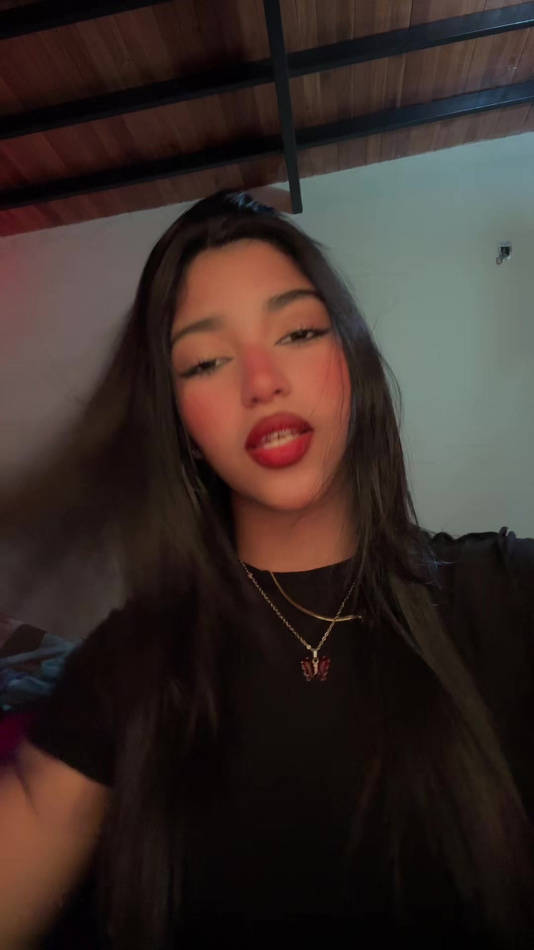 @Andreaa🦋