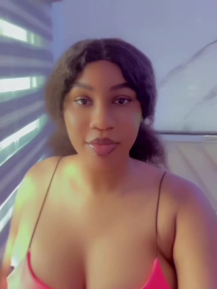 @Sweet_Favour