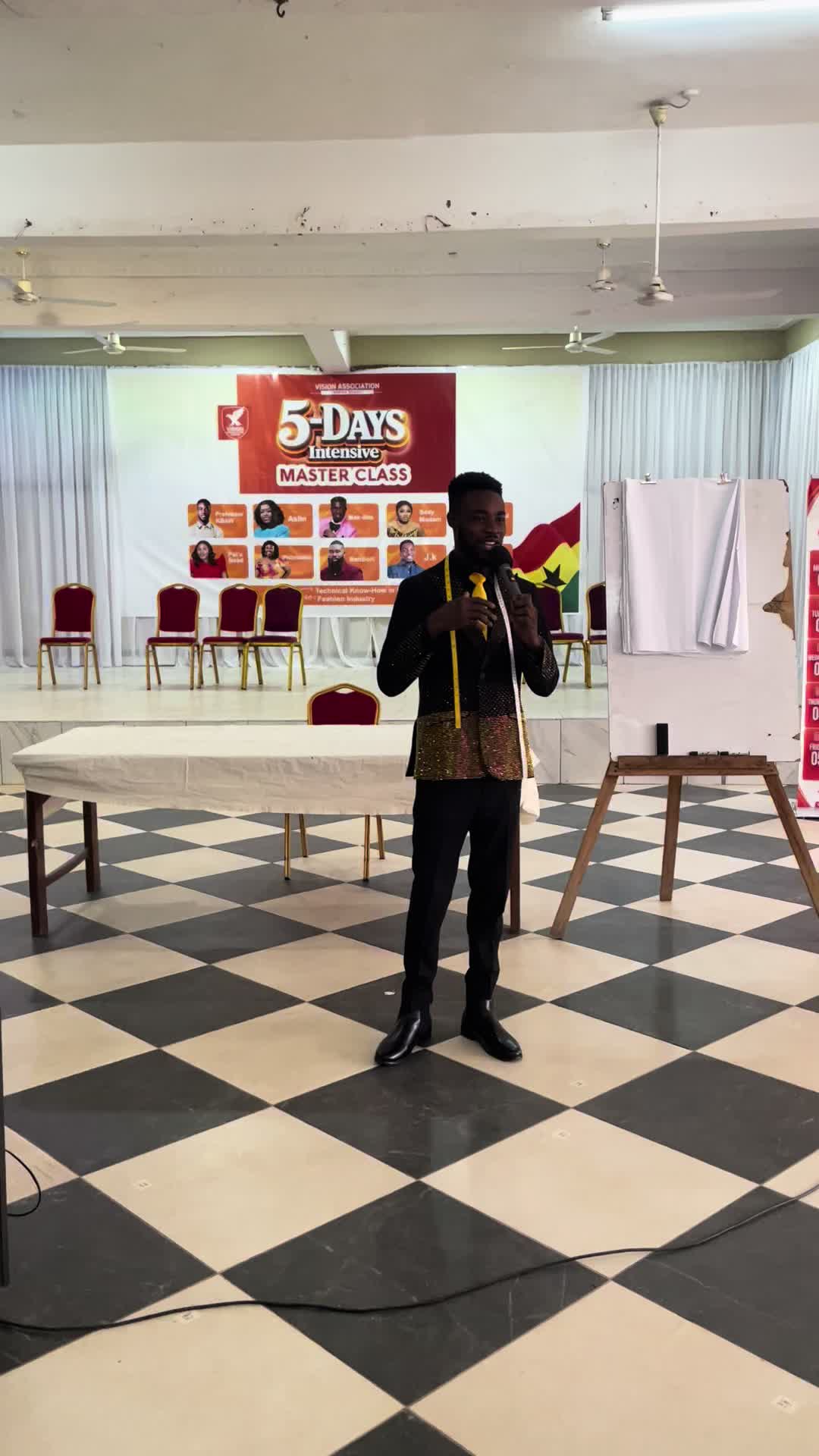 @Professor Kbaw fashion school