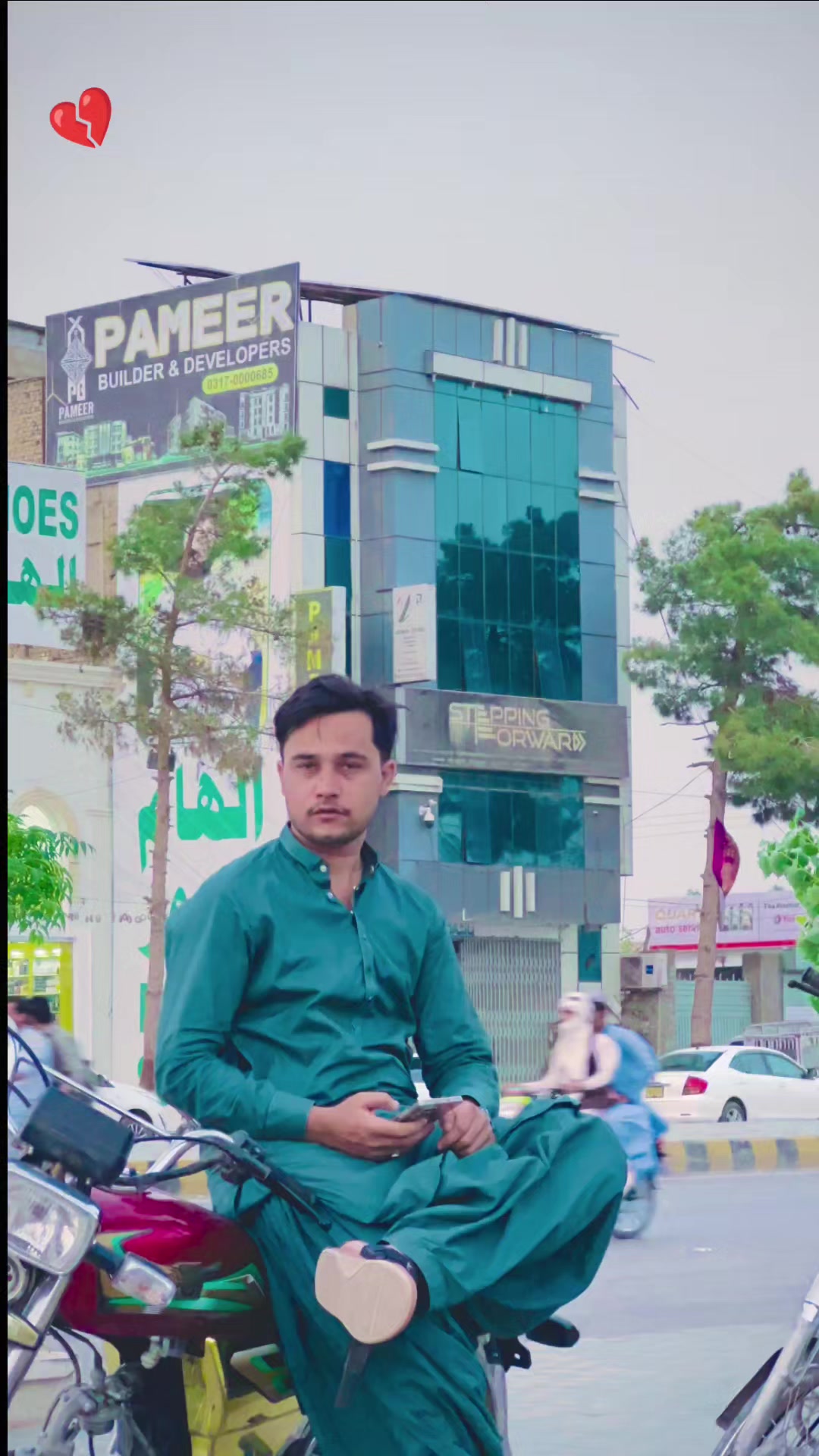 @❤️🩹(((سرور achakzia)))🇦🇫🥀