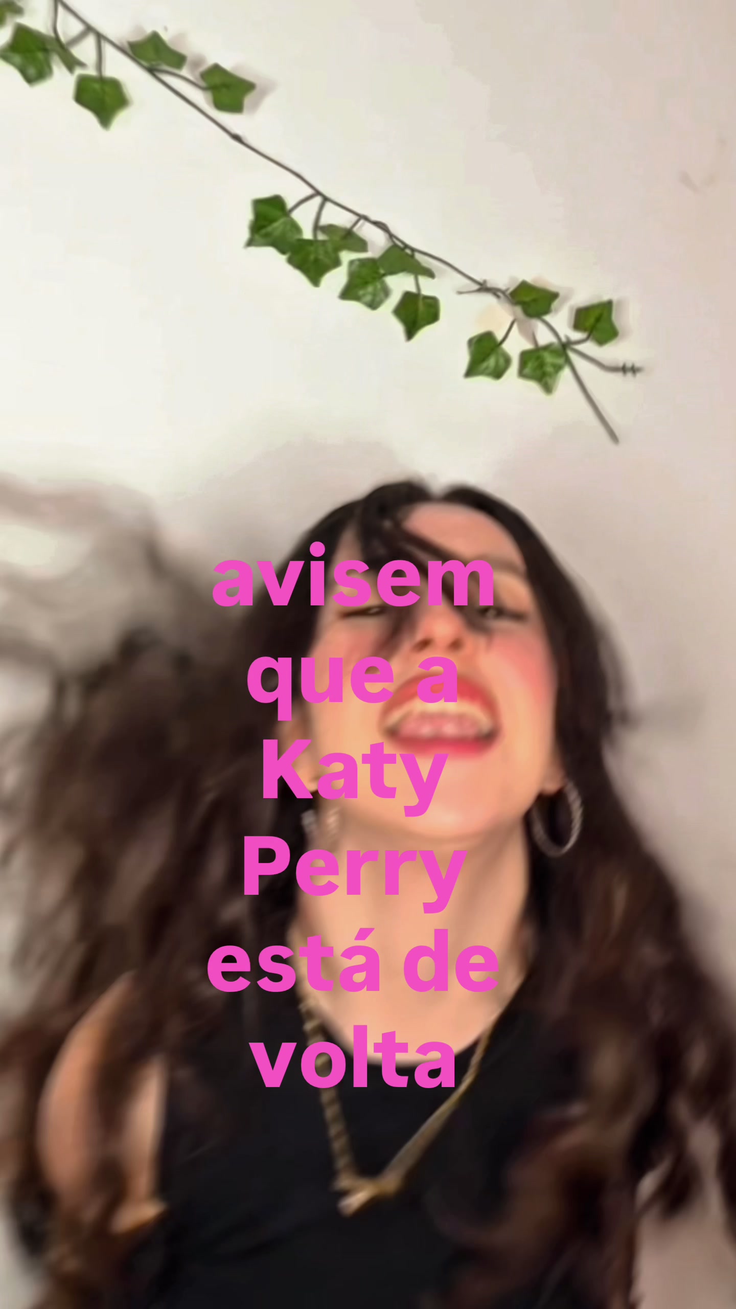 @May Tavares ☆🩷✨