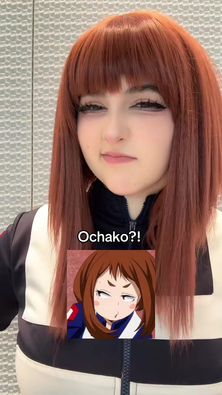 @AndeCosplays