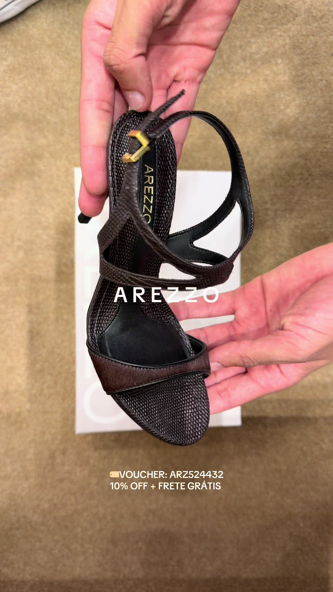 @Dennis Arezzo| ARZ524432