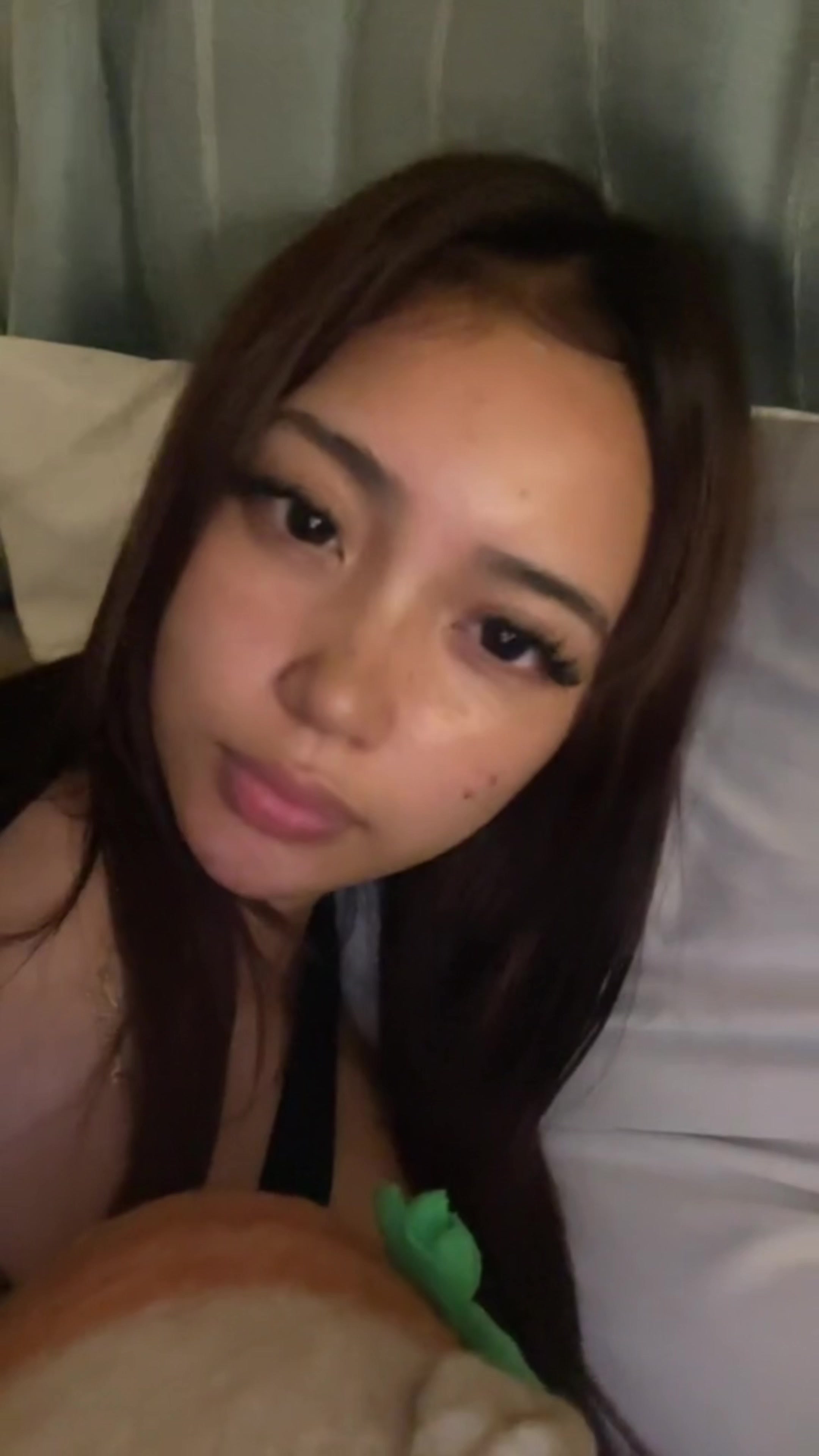 @︎
