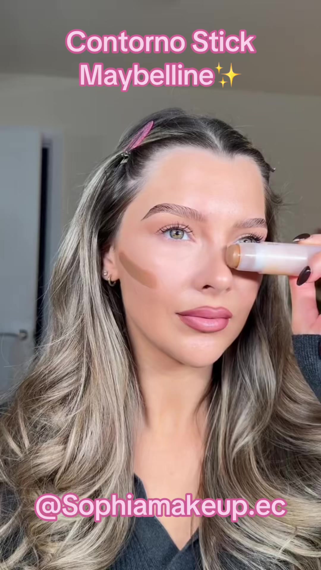 @SOPHIAMAKEUP