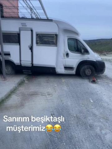 @&ouml;ZAY KARAVAN