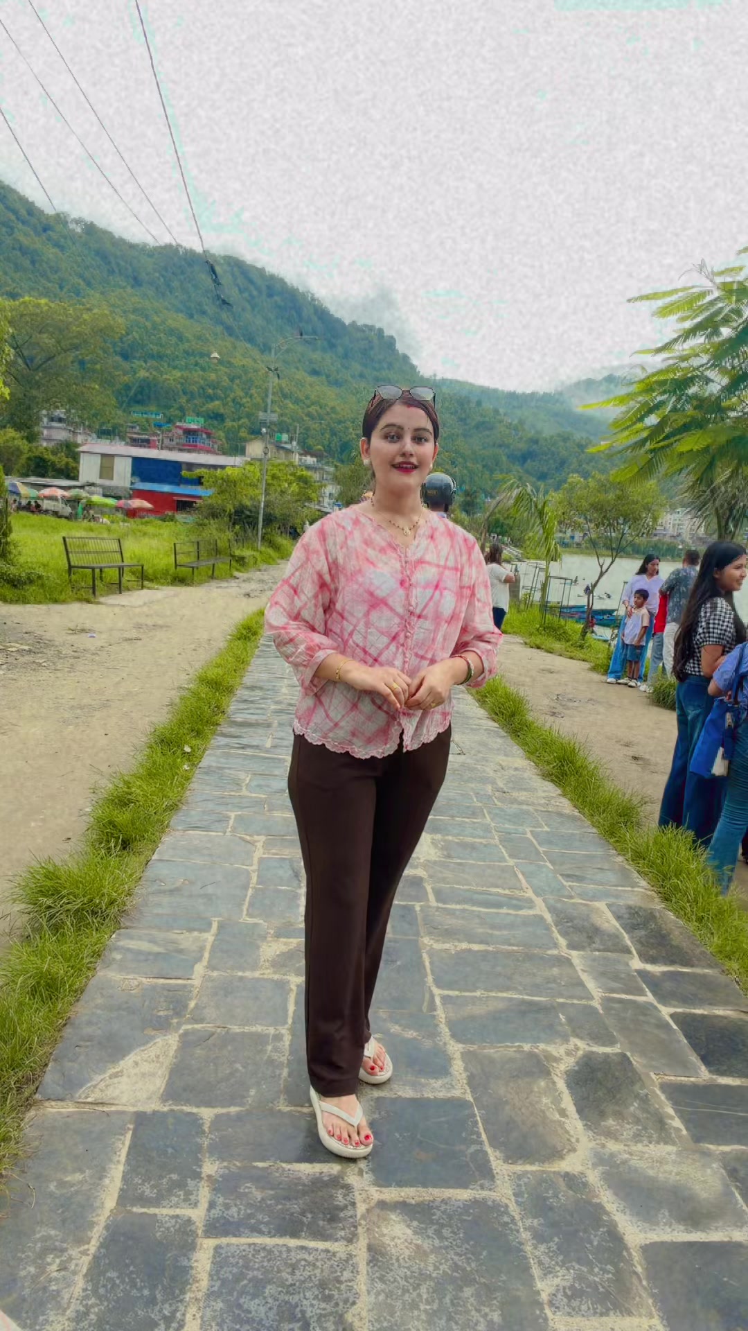 @सरिता ढकाल