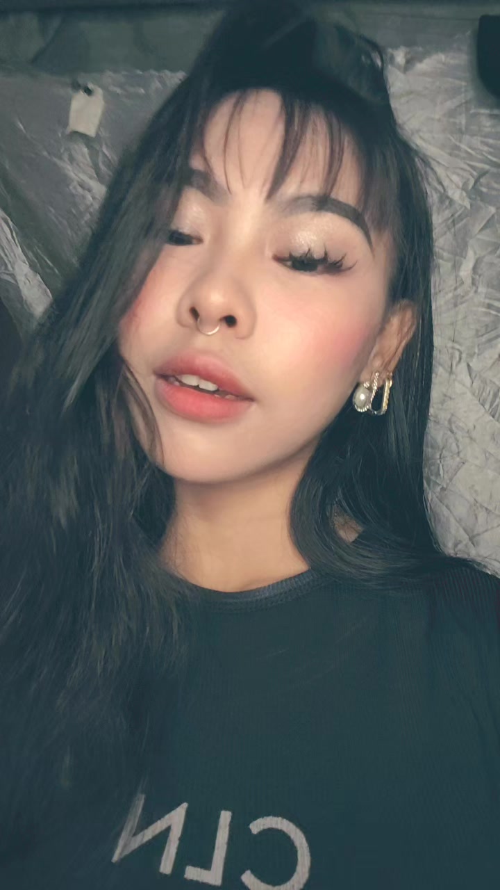 @𝖙𝖊𝖙ᴢʏ(ღ˘⌣˘ღ)