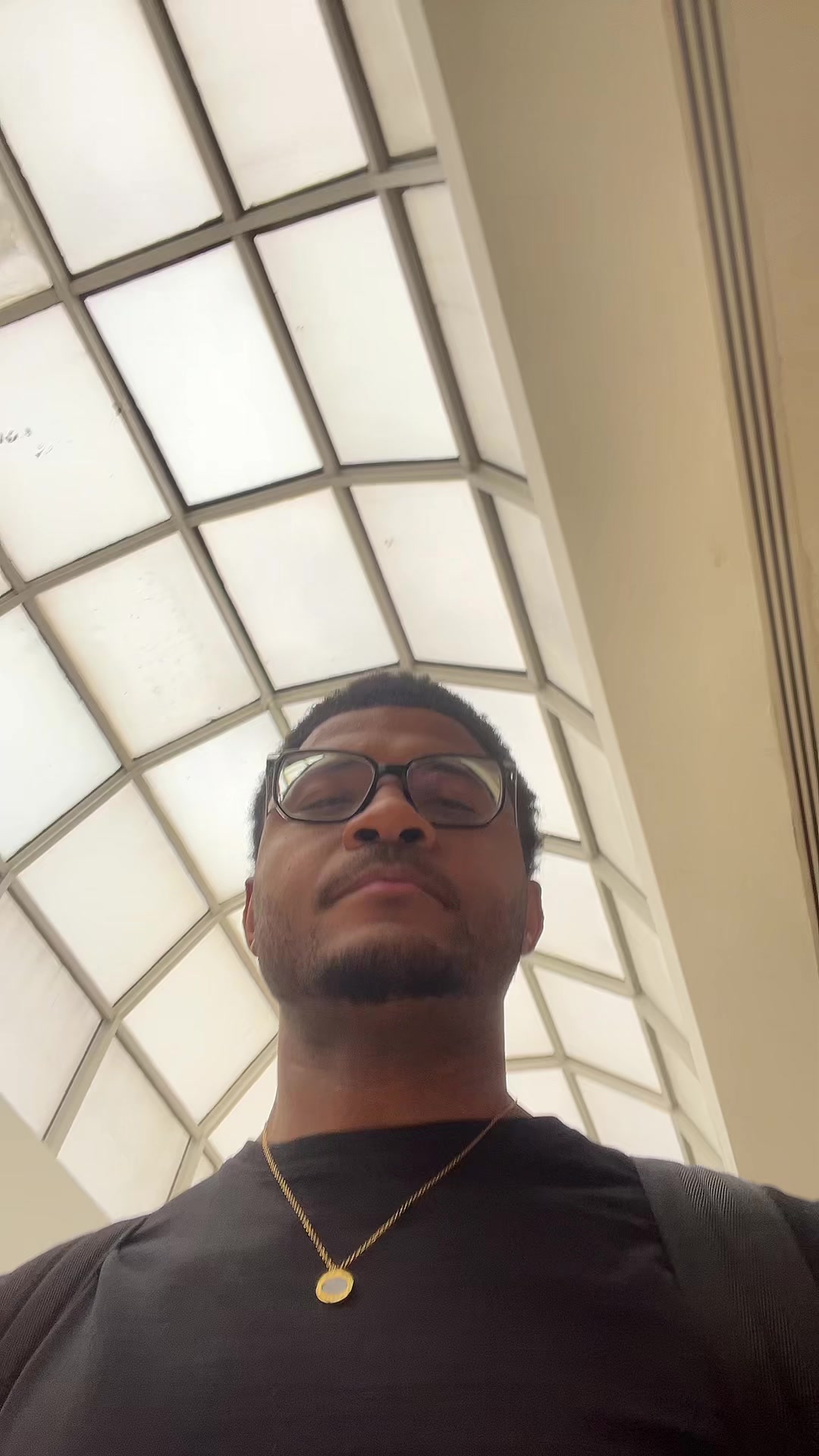 @LM 🤴🏾