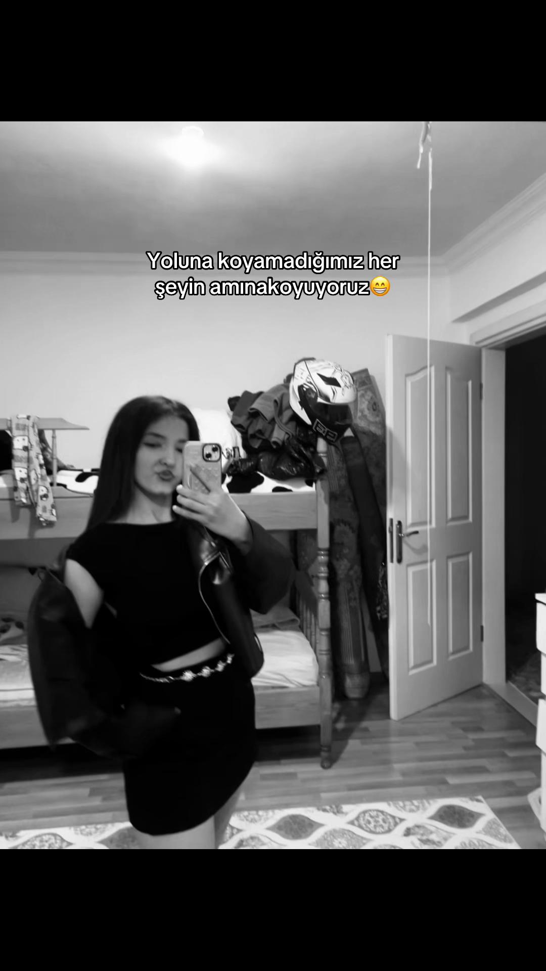 @C'🕷️