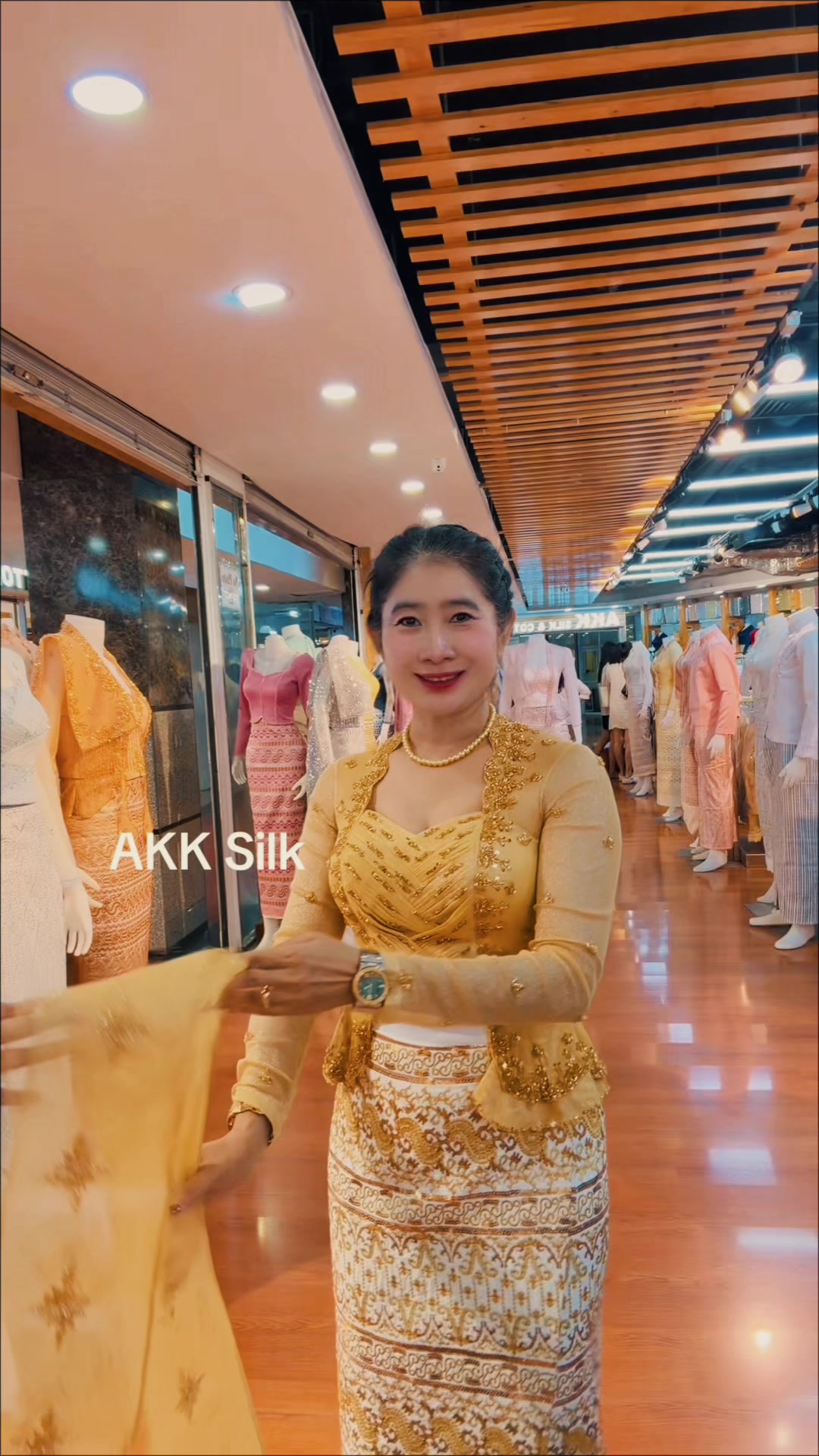 @Akk Silk (official account)