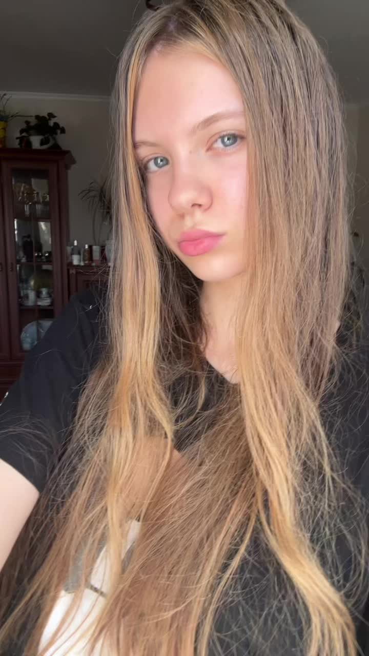 @sxnyar4ikk