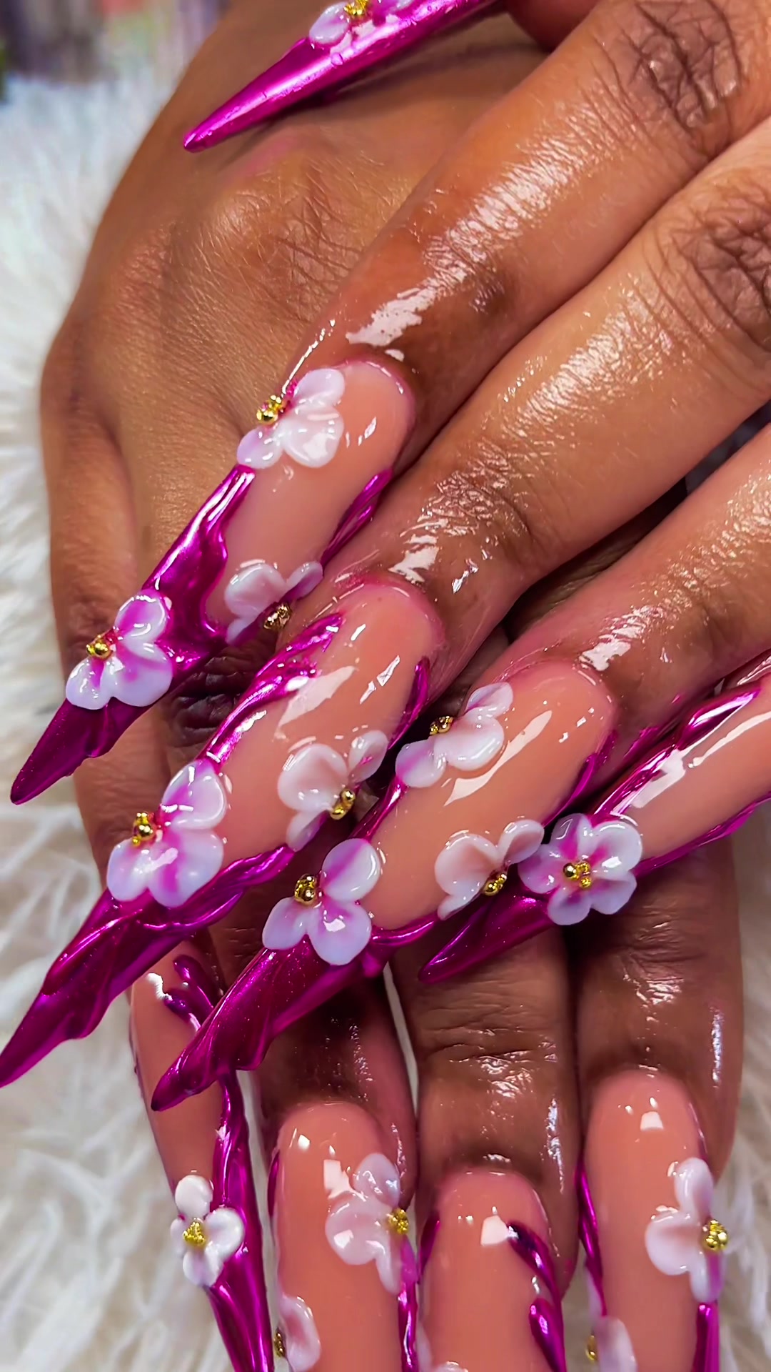@Nicky the nail artist