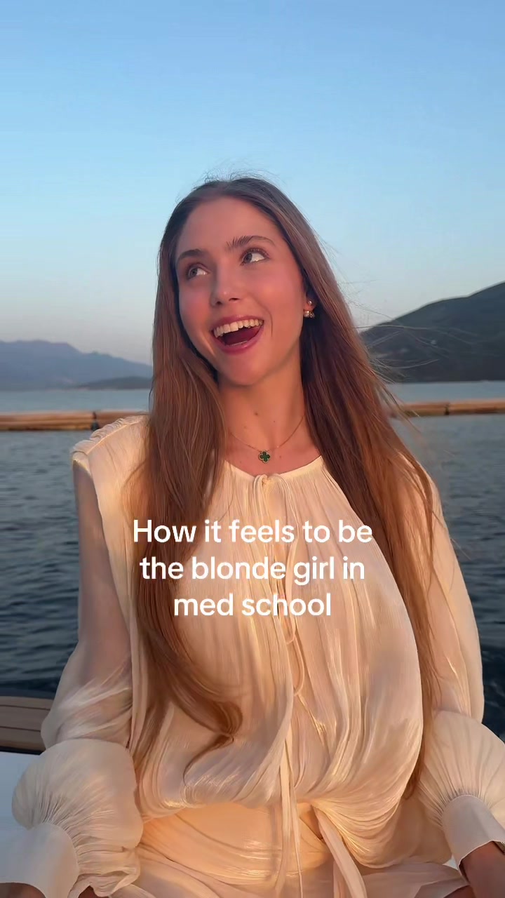 @NikaFabjan