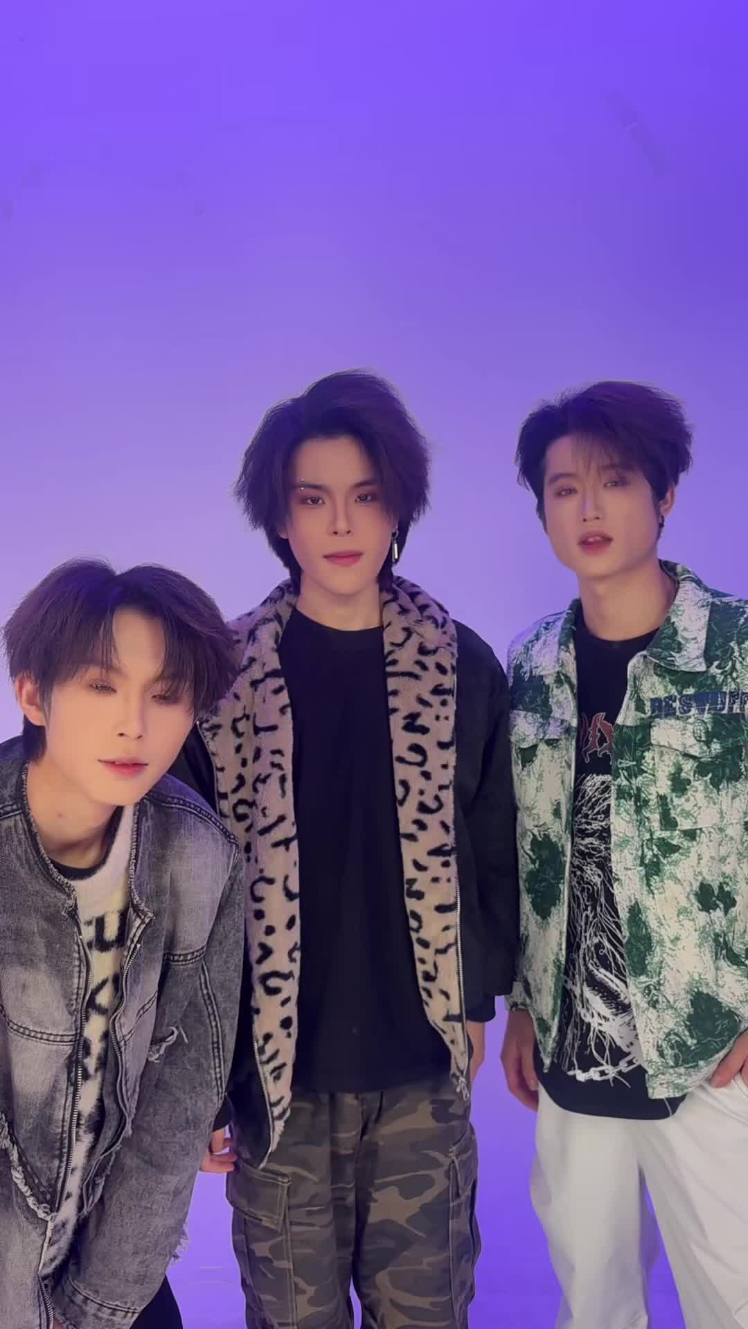 @KOI 7