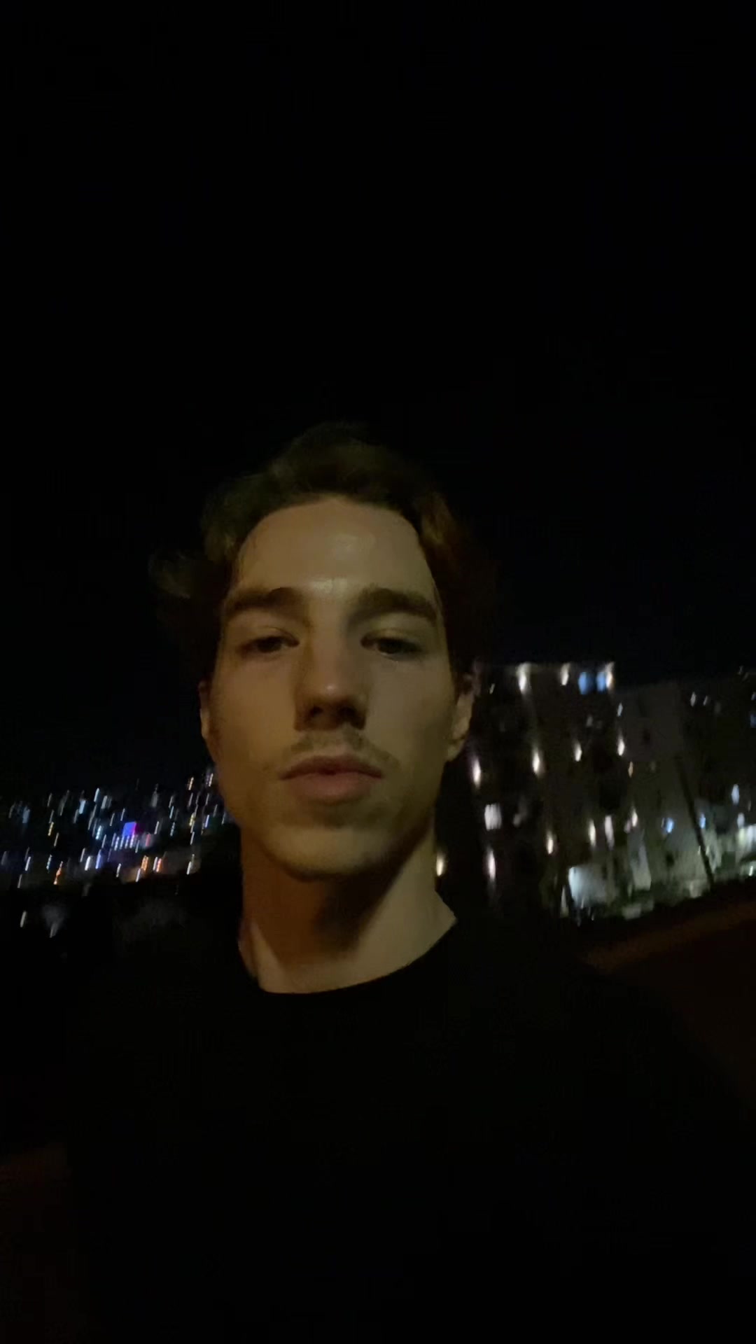 @🧛🏼
