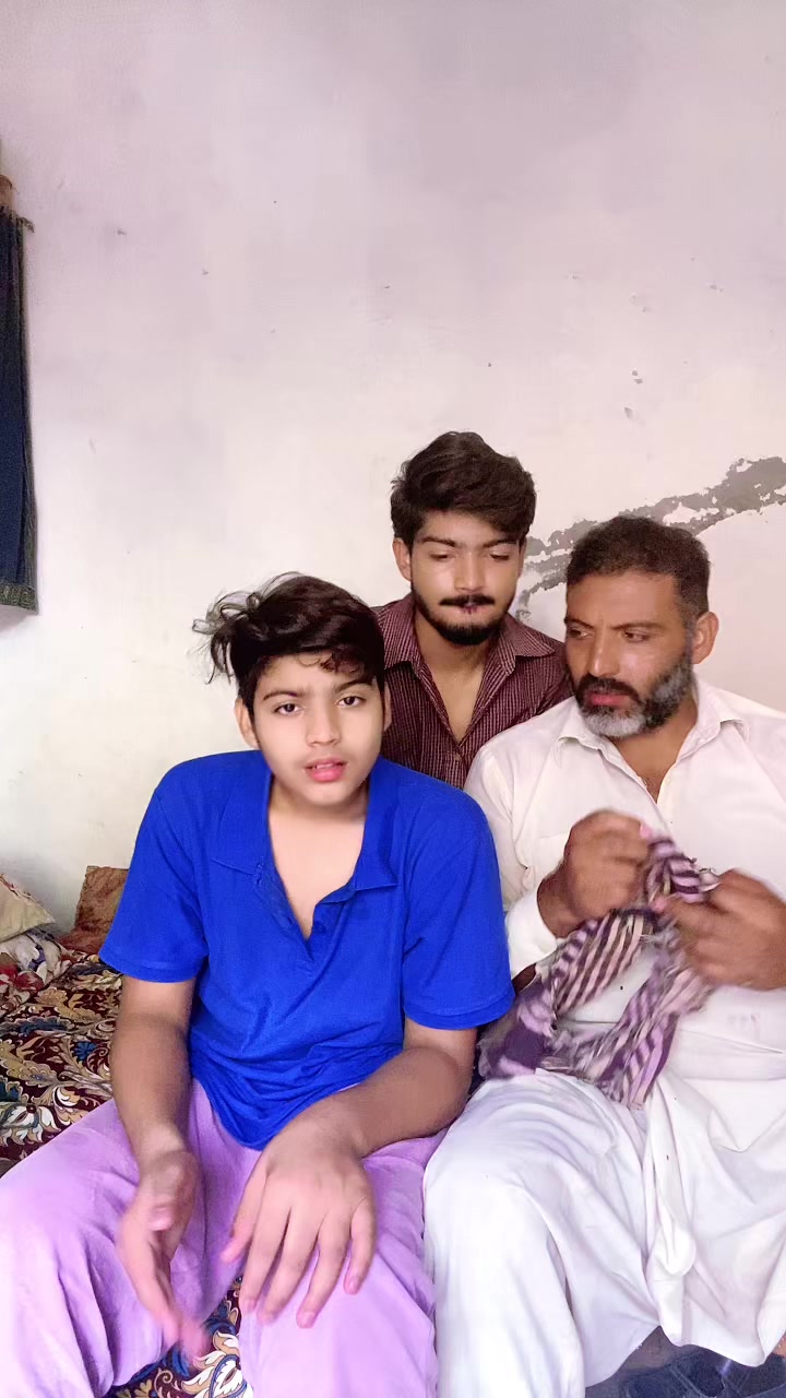 @cute bacha