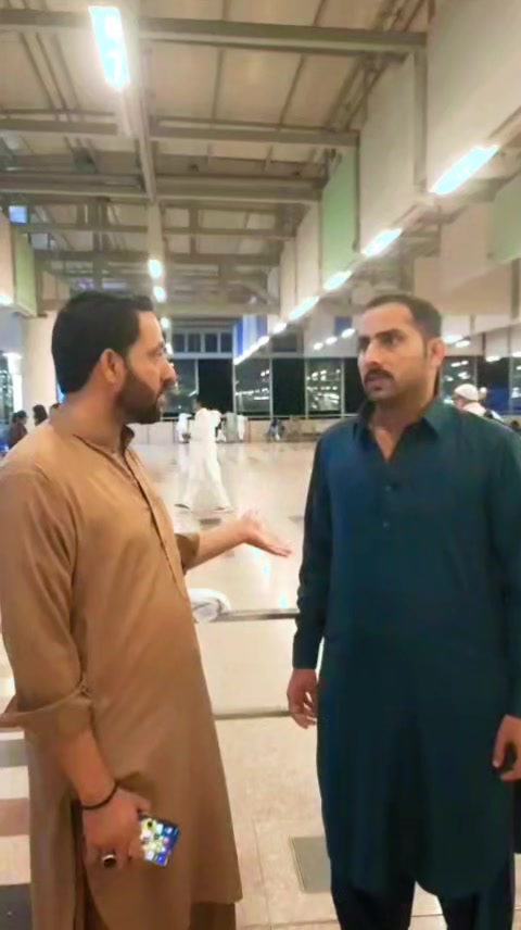 @🧡راجہ عثمان 🧡