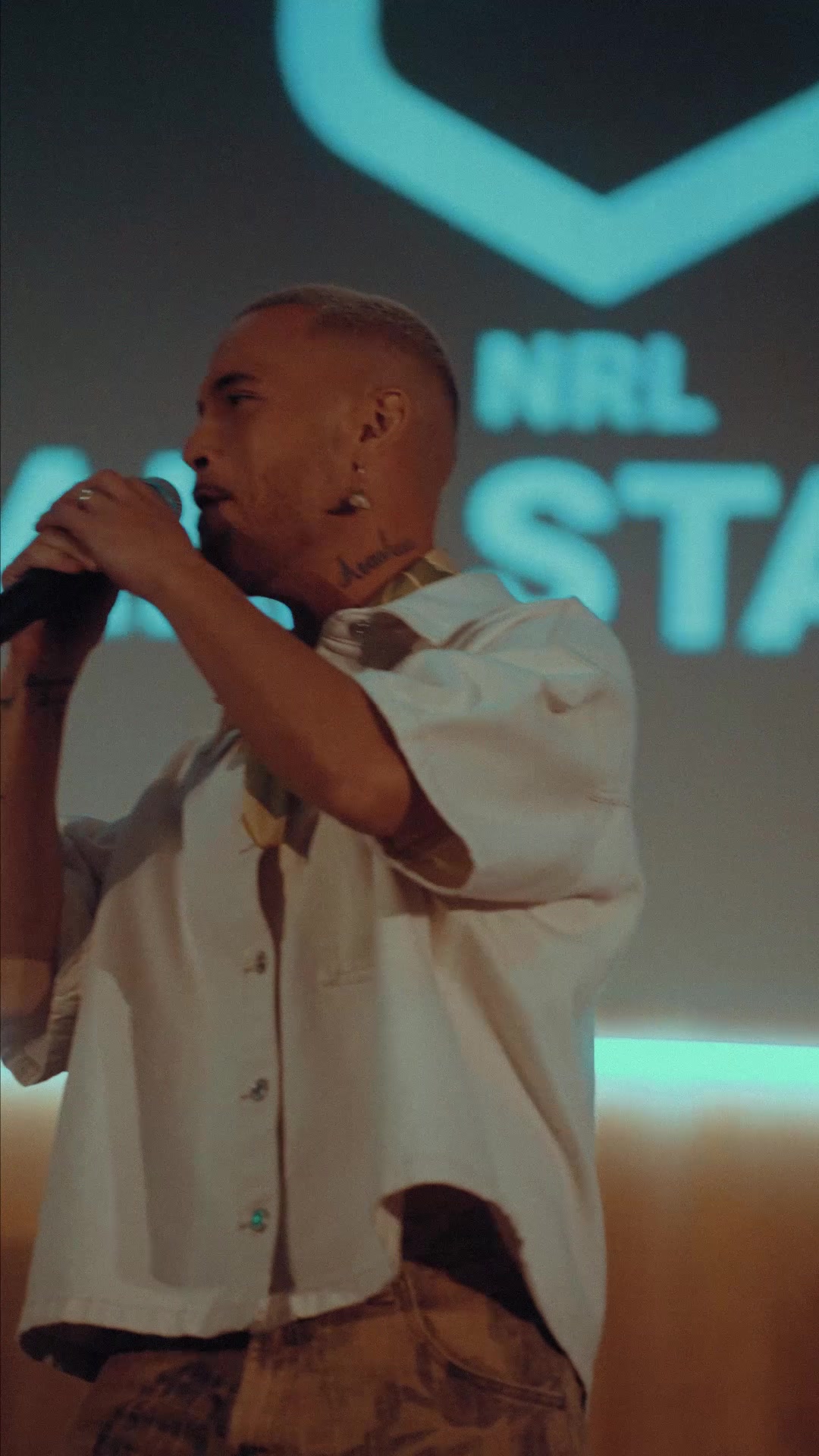 @Stan Walker