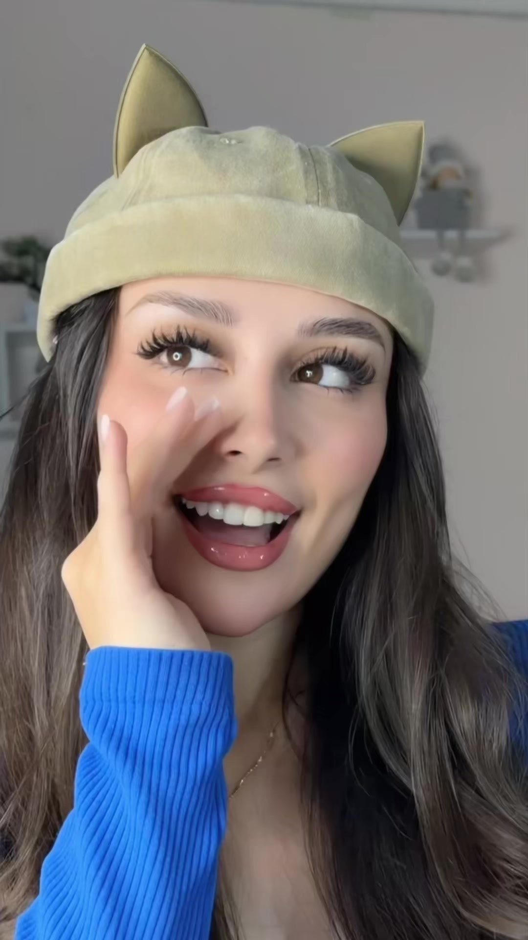 @Taya2002a