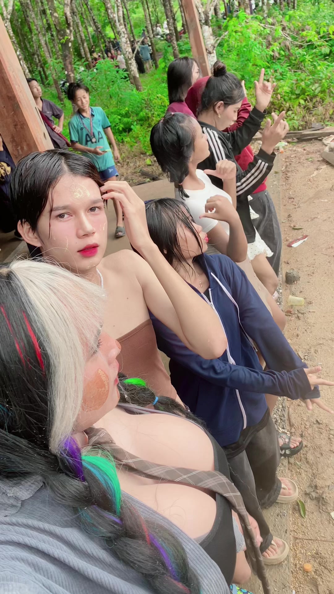 @ဒူးရင်းသီး(99ဘတ်) (1,M,✅)