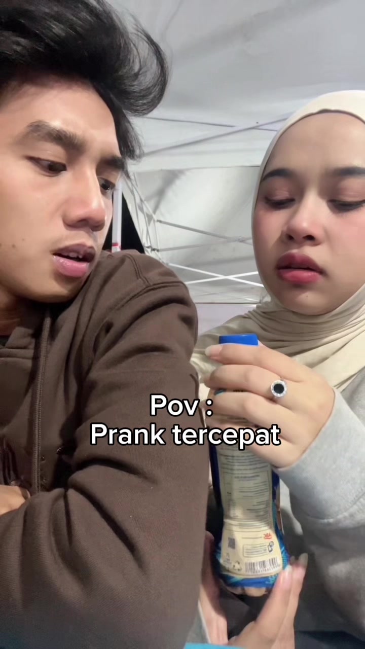 @Thiaraaapss