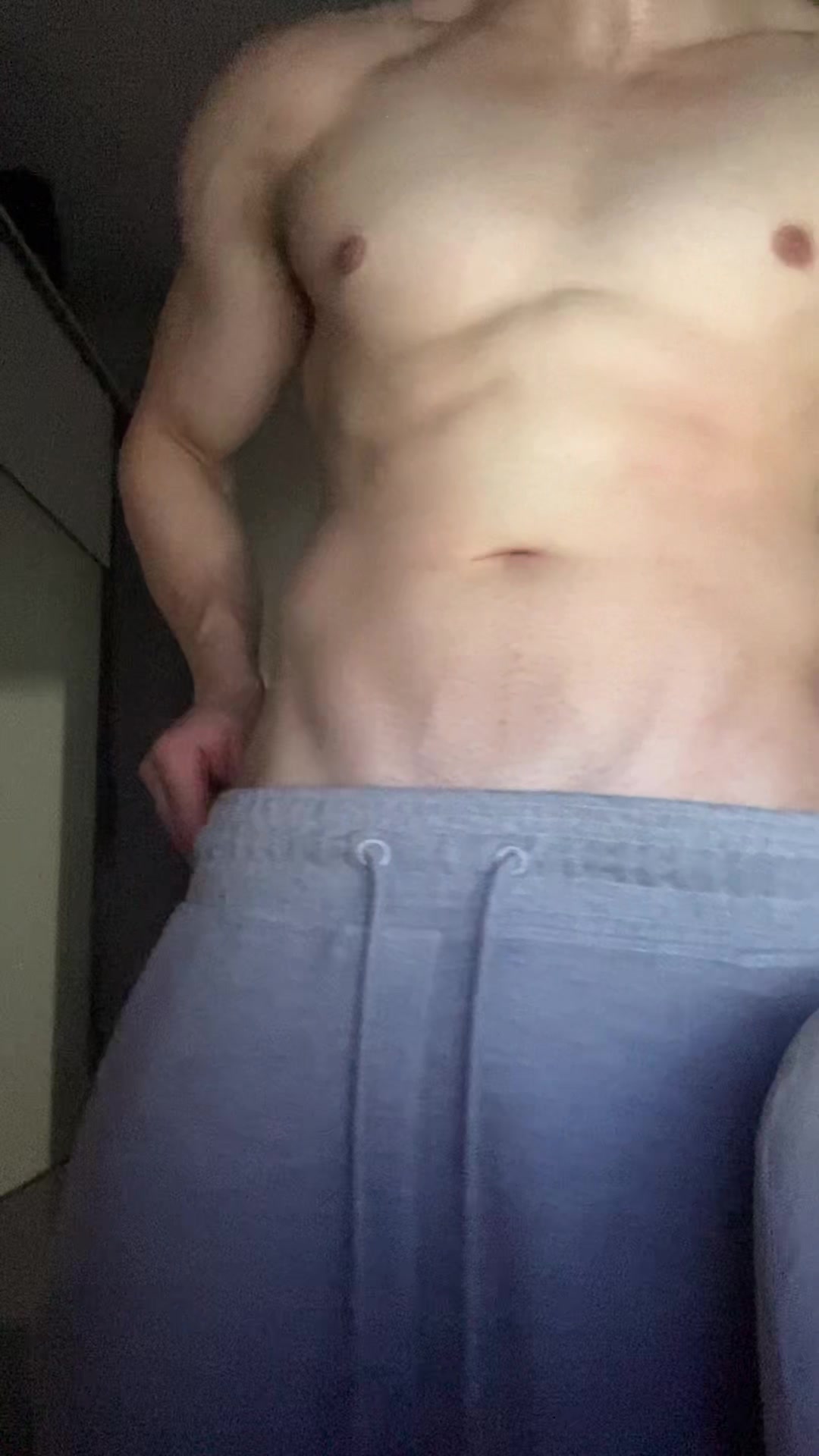 @t