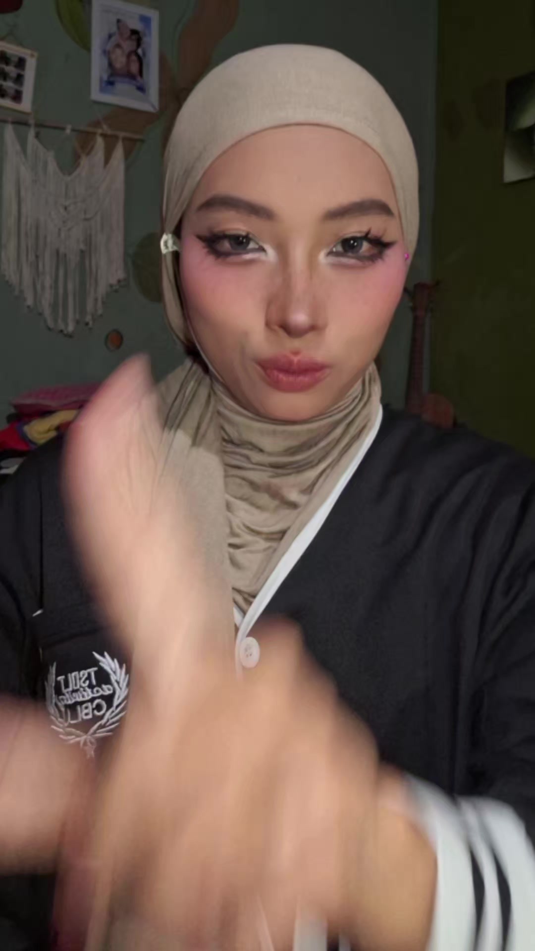 @Faniii1502