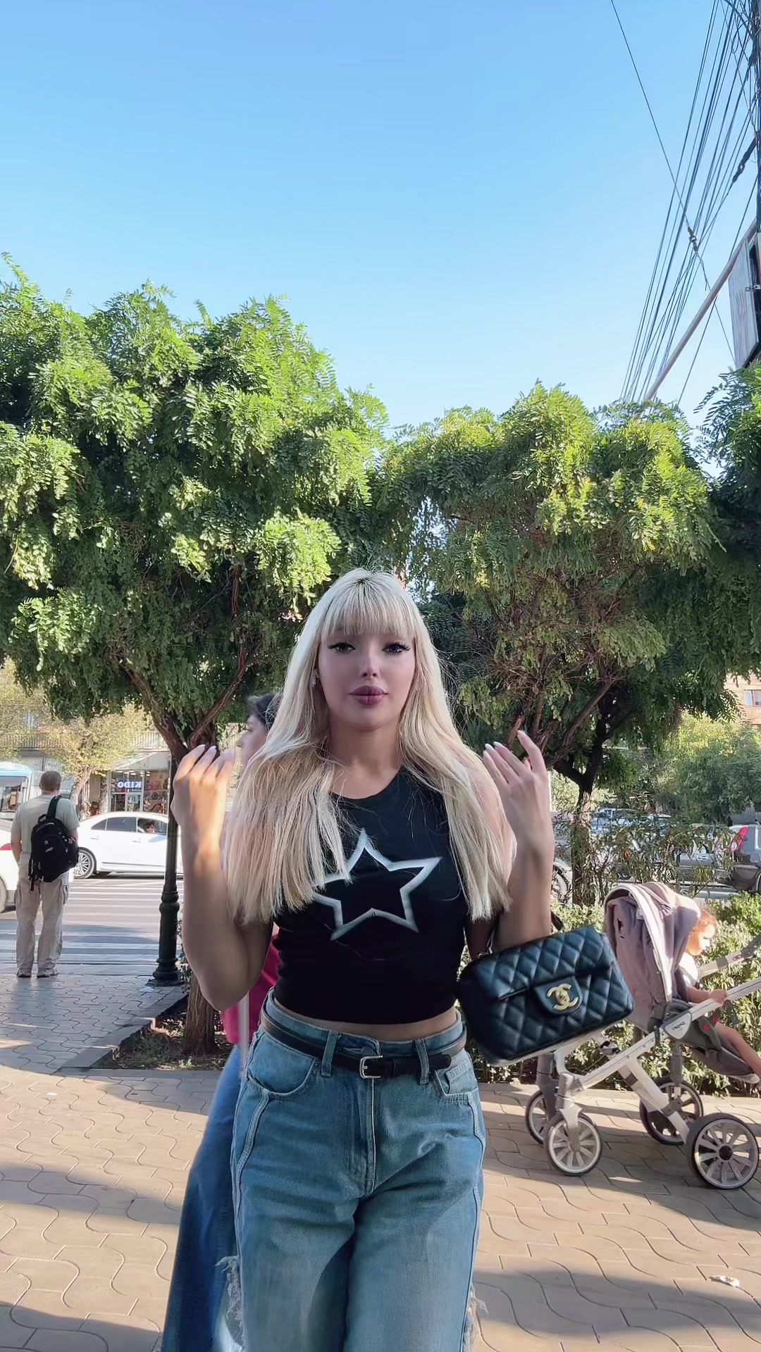 @Arianaranjbr